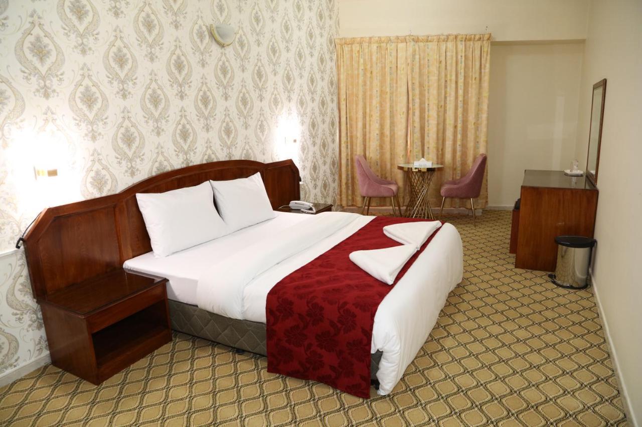 Hotel Sky Iconic Dubai