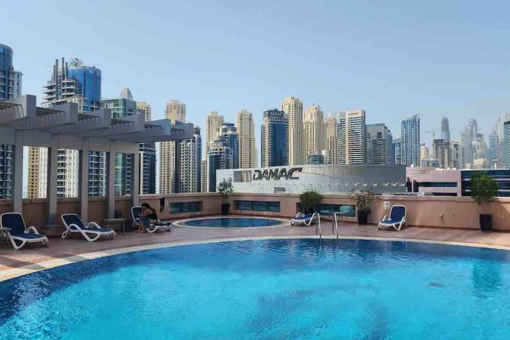 Luxury And Spacious Full Marina View Apartamento