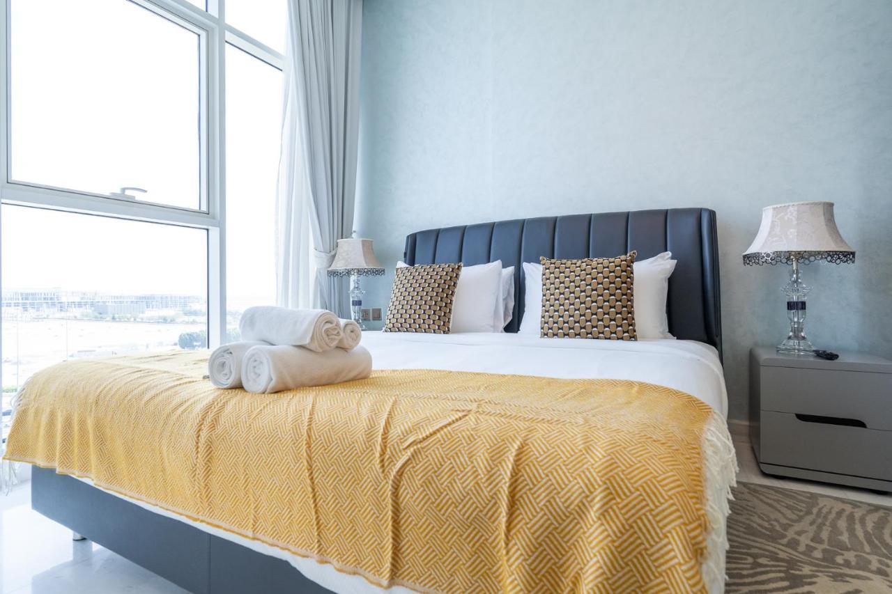 Heaven Crest Homes: Luxury Canal View With Amenities Apartment Dubai
