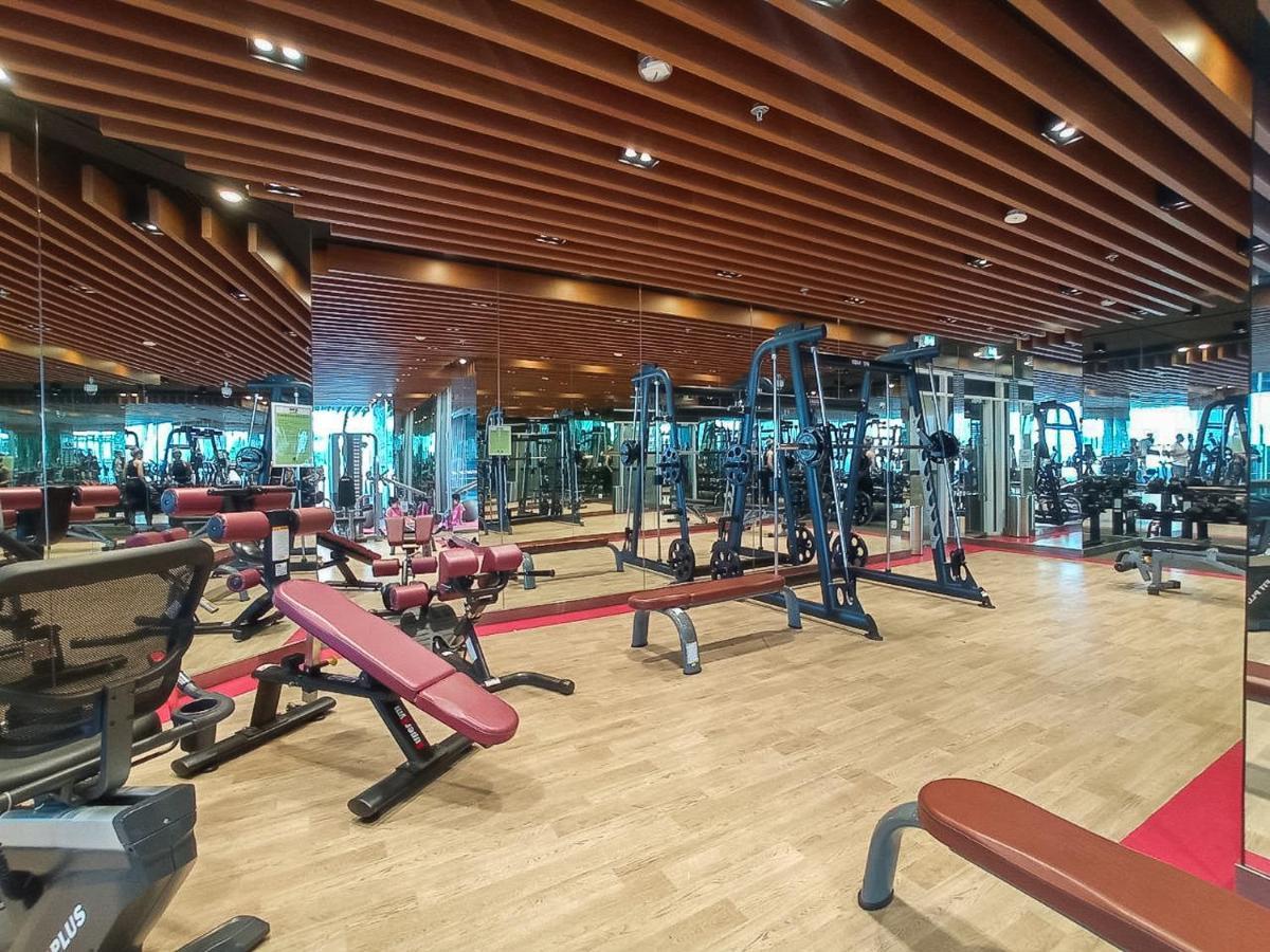 Heaven Crest Homes: Luxury Canal View With Amenities Apartment *