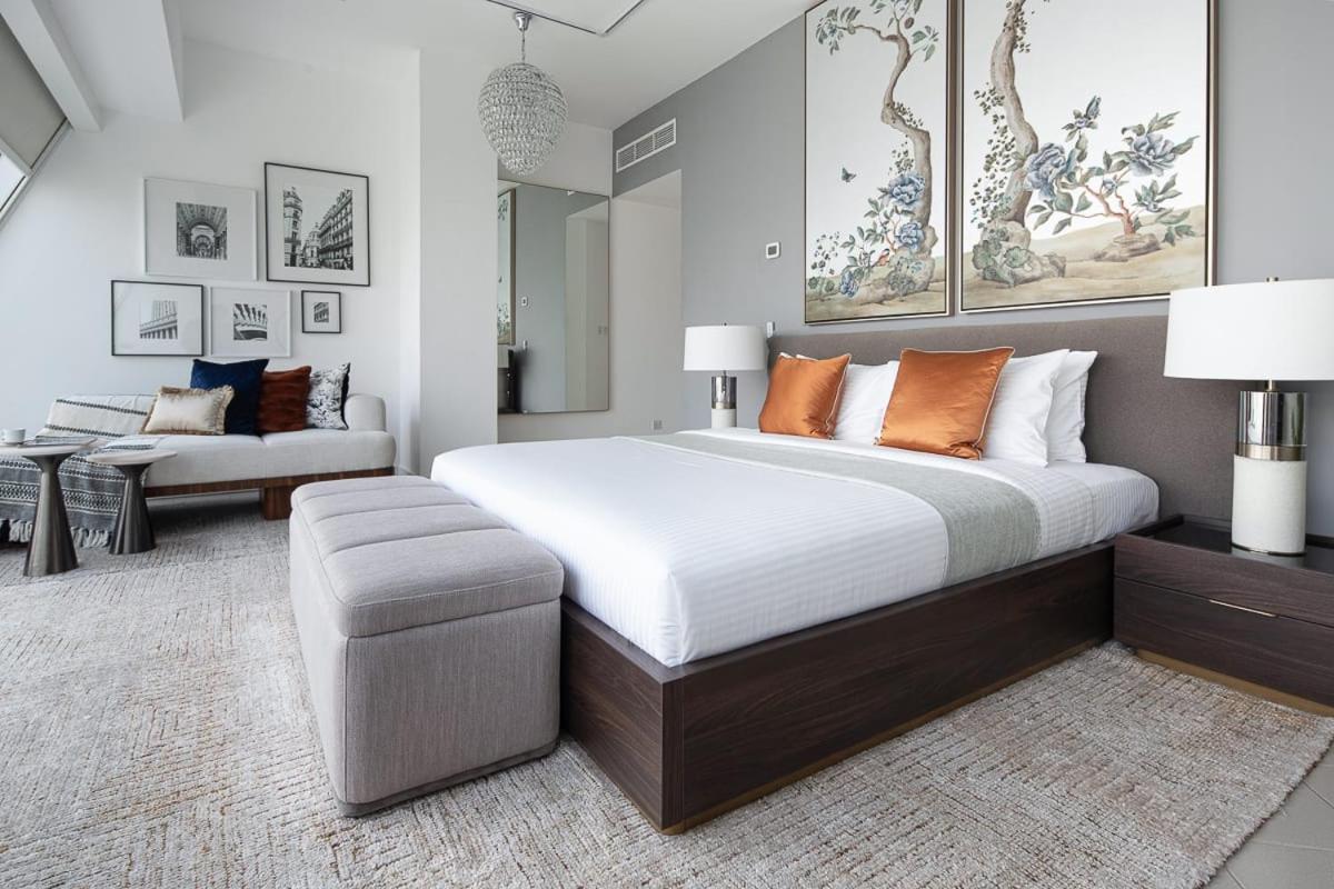 Frank Porter - Marina Terrace Tower Dubaï