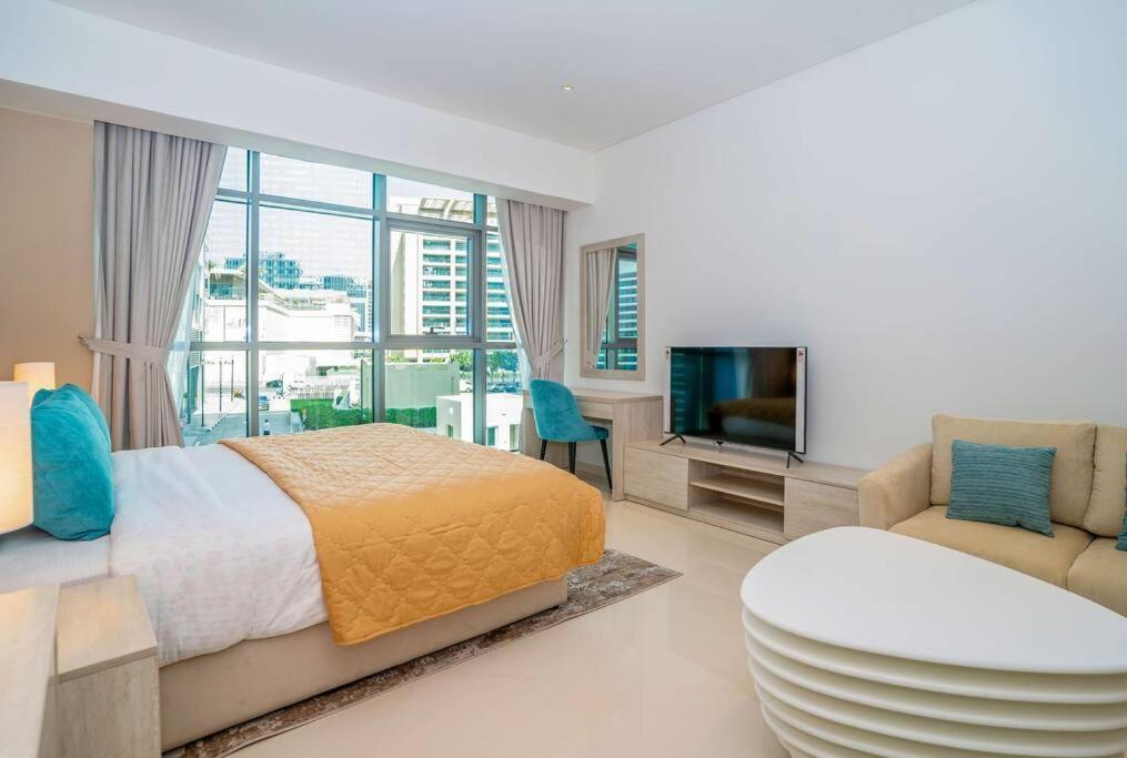 Chic With Breathtaking Views At Seven Palm Dubaï