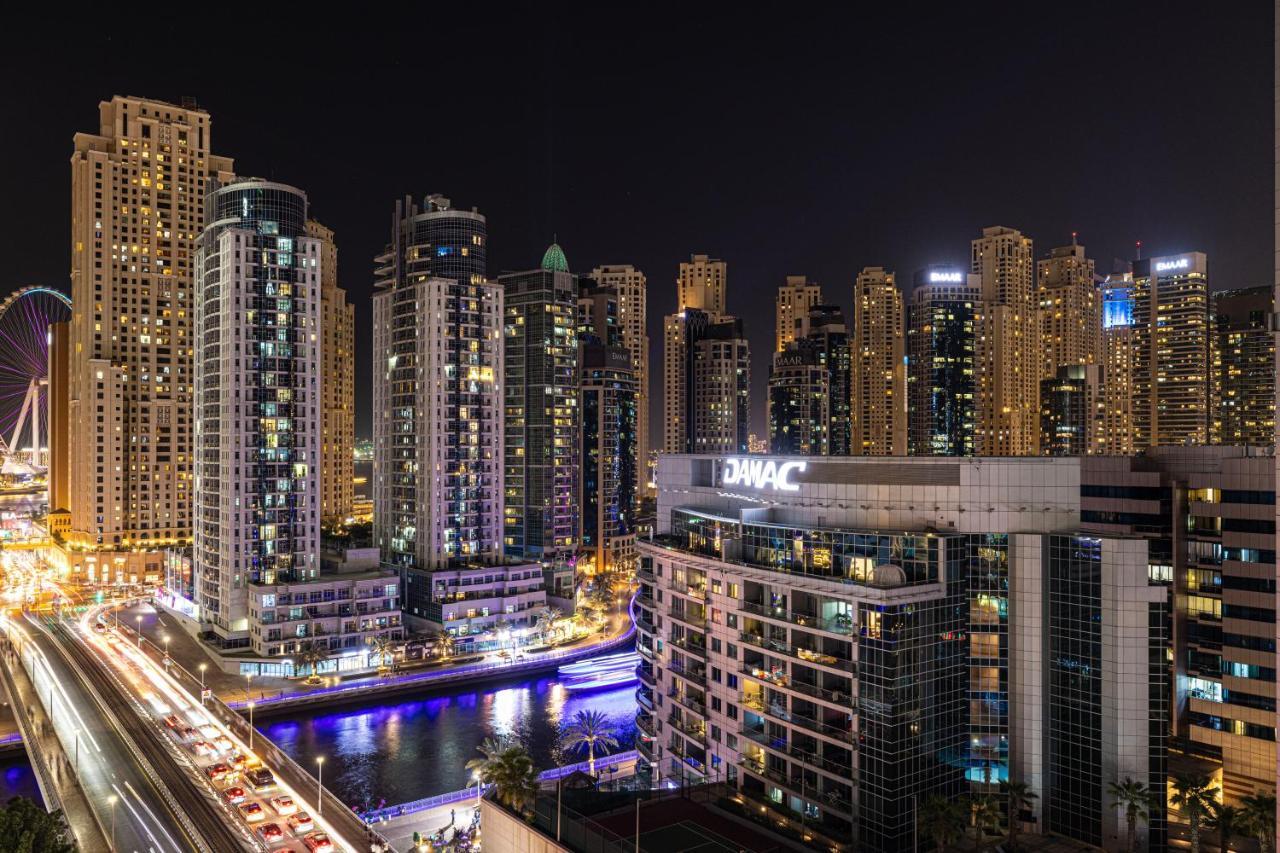 Luxury And Spacious Full Marina View Dubái