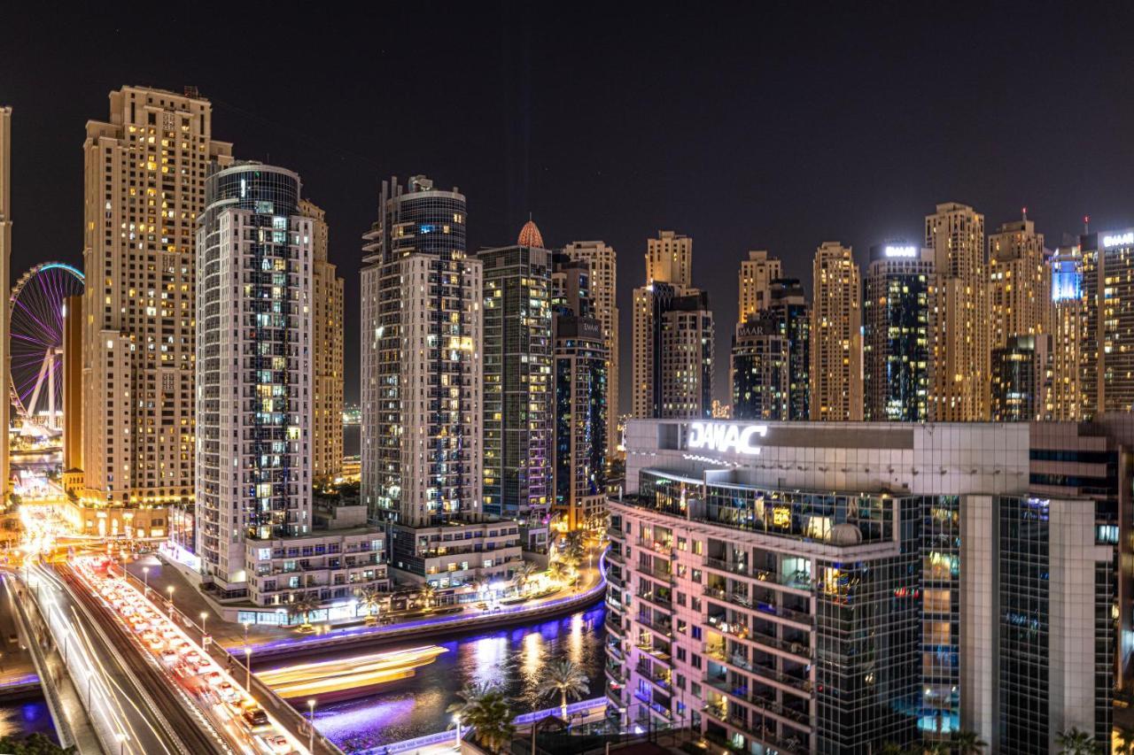 Luxury And Spacious Full Marina View Dubái