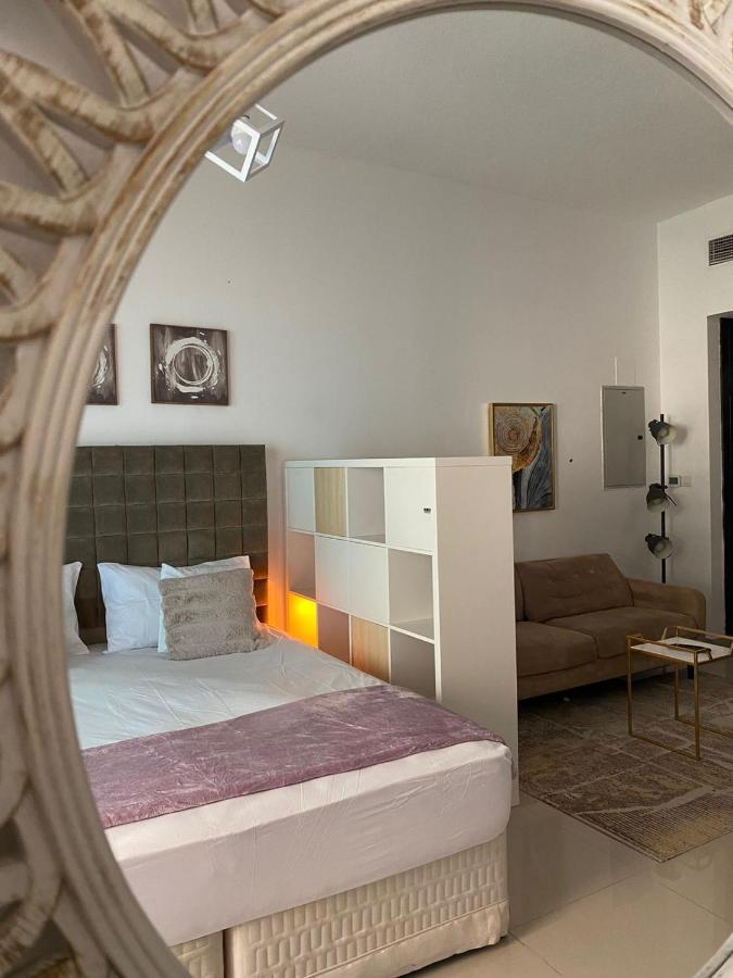 Spacious In Marina With Balcony Apartamento *