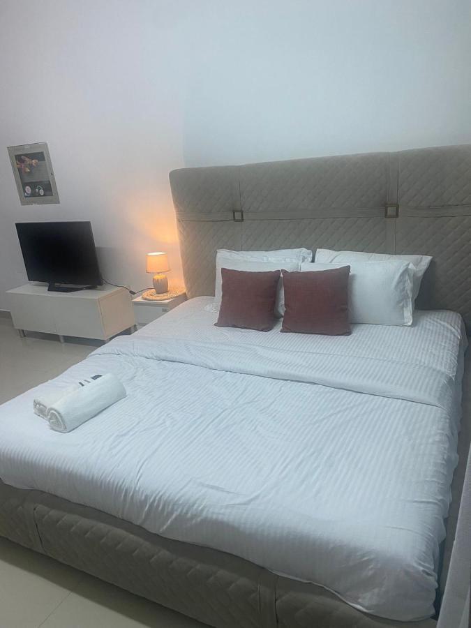 Apartamento Spacious In Marina With Balcony *