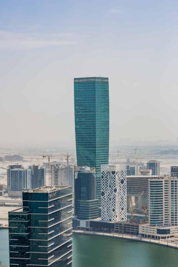 Luxury Downtown 1br - Ubora Tower Apartment Dubai