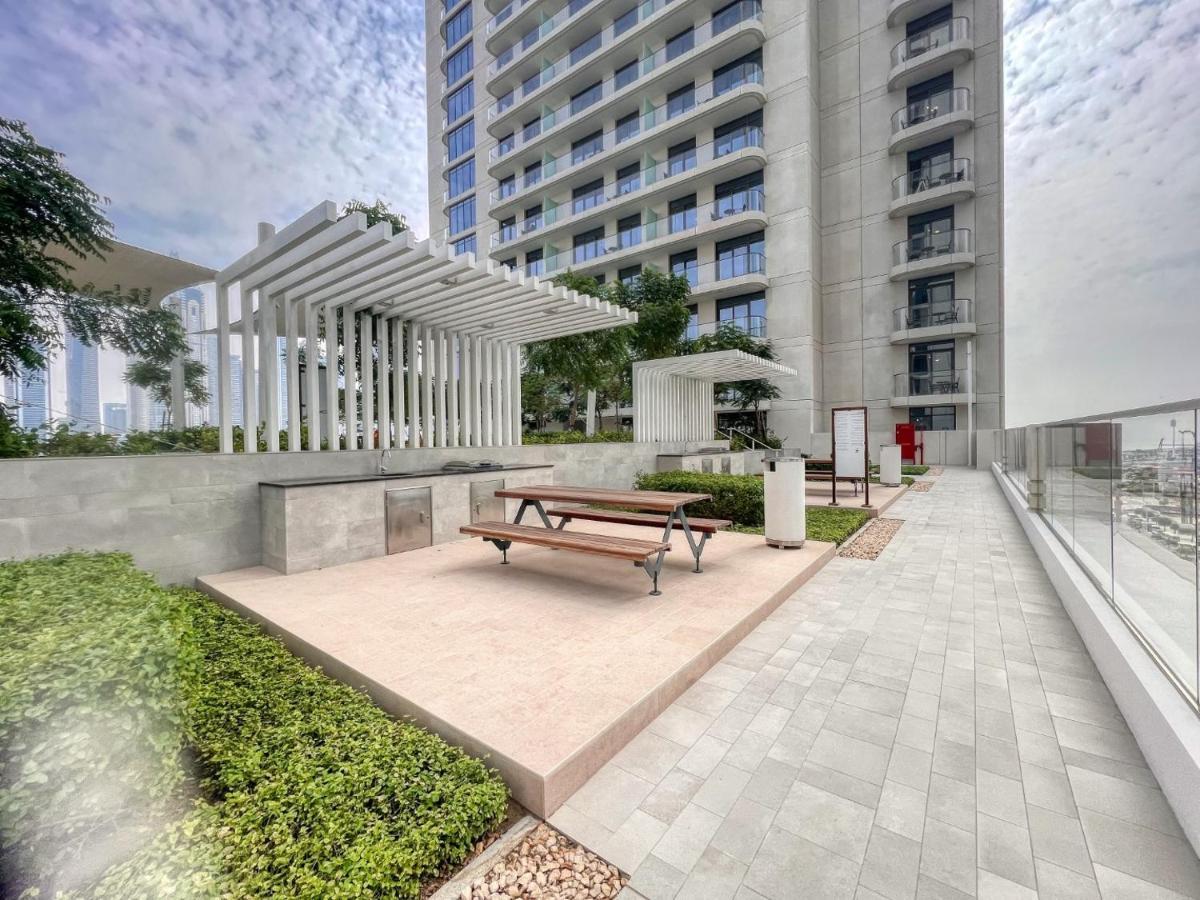 1br Luxurious Access