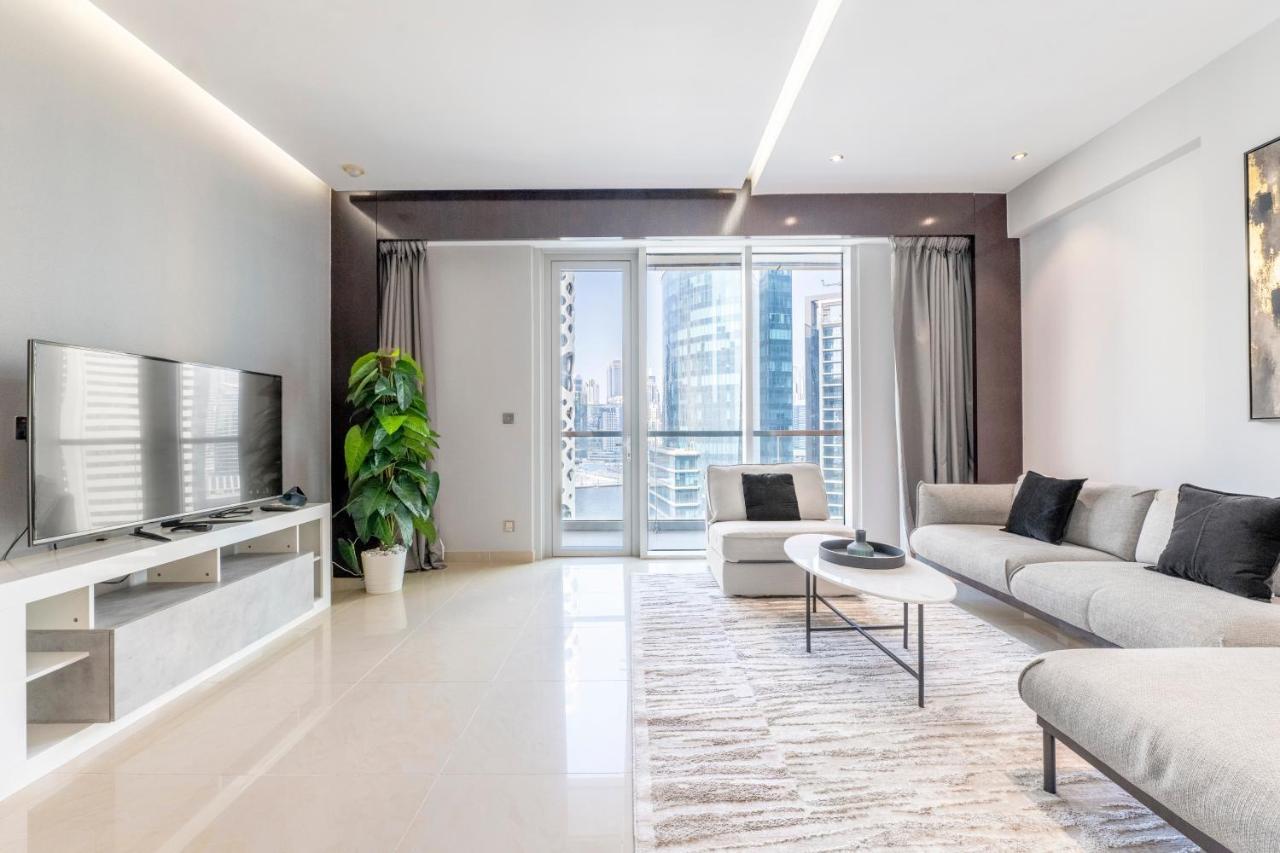Luxury Downtown 1br - Ubora Tower * Dubai