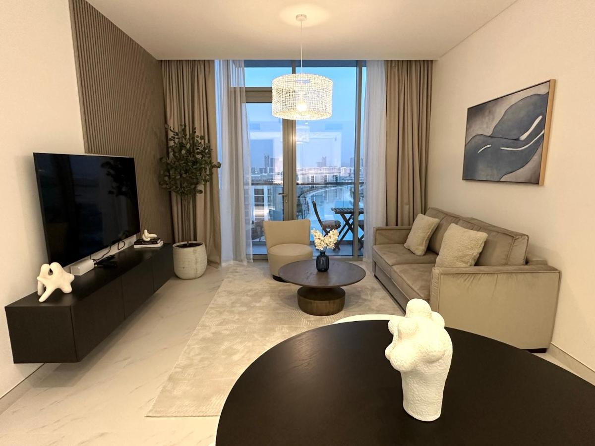 Appartamento Oraya - Skyline Serenity At 1br In District One Dubai