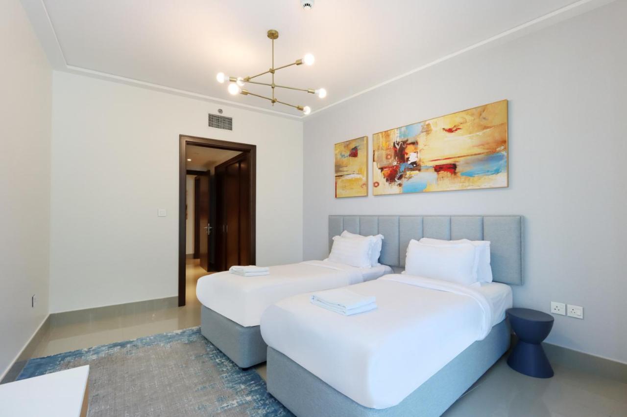 Apartemen Livbnb Suites-spectacular 2br Burj Fountain Views *