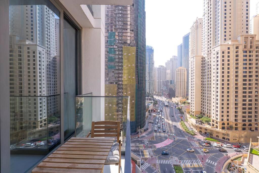 Appartement New Listing - Czechin - Jbr A Few Steps Away Dubai