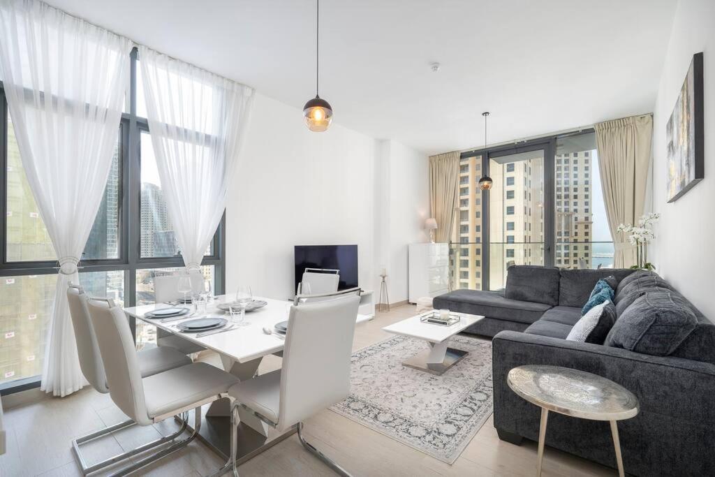 New Listing - Czechin - Jbr A Few Steps Away Dubai