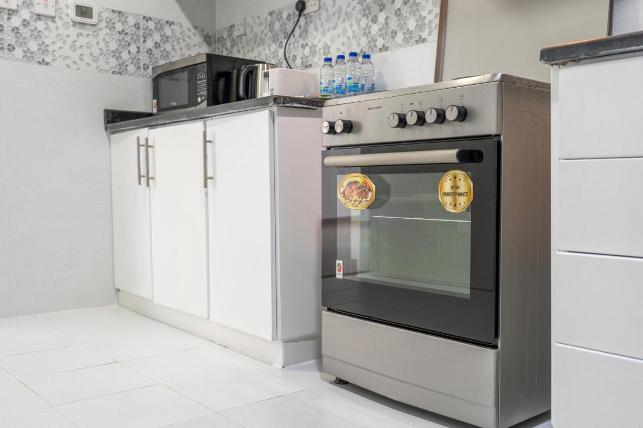 Heaven Crest Marina - 4 Bedroom With Marina View Near Jbr Beach, Free Parking, Wi-fi, Gym And Pool Apartamento *