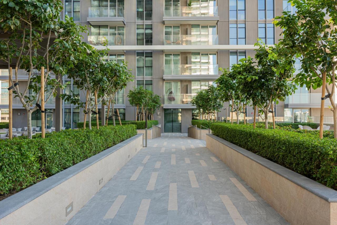 Your Luxury Beachfront Living Apartament Dubai