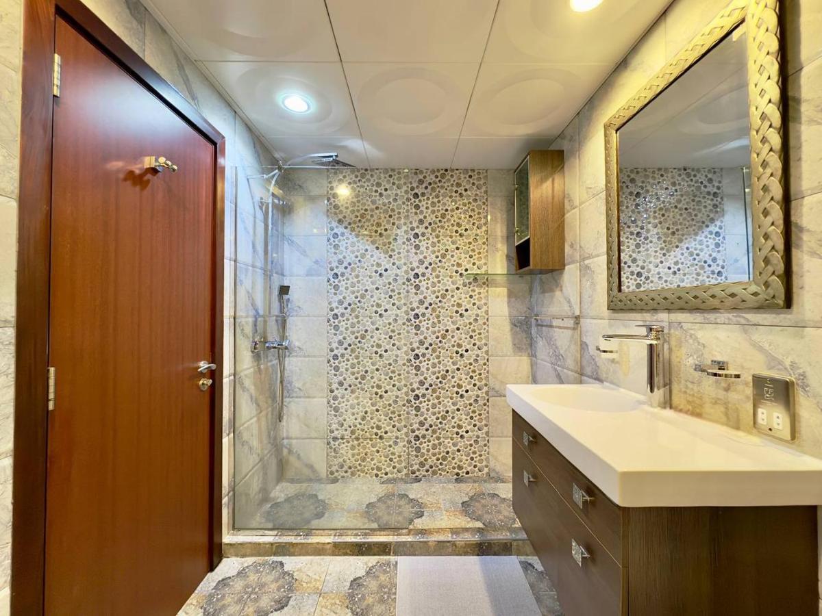Ar Holiday Jbr 2 Ostello