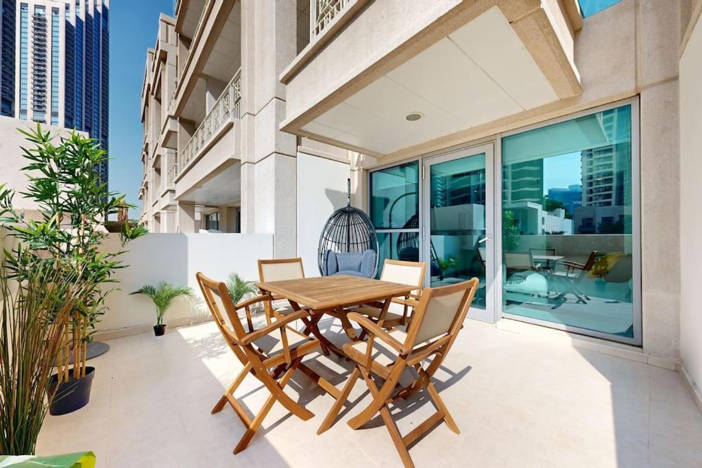 In Part Of Downtown With Amazing Pool Apartamento *