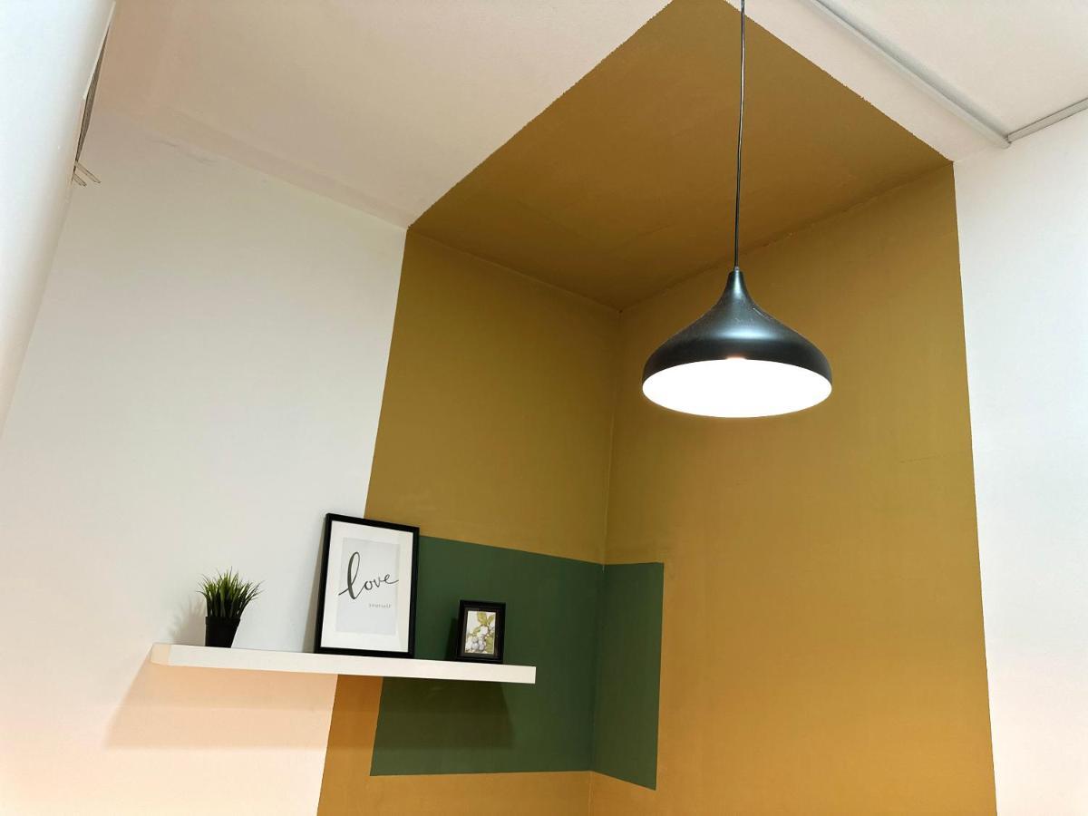 Alloggio in famiglia Budget Double Partition In Barsha Heights Near Metro Dubai