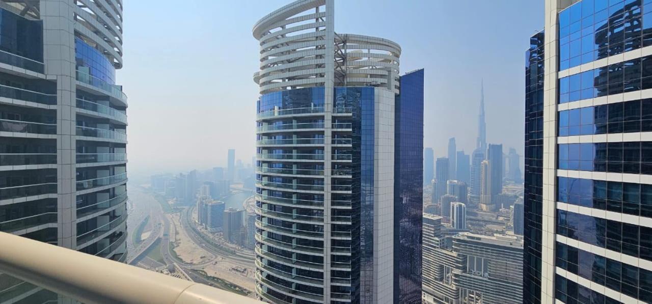 Apartemen Paramount Towers - Elegant