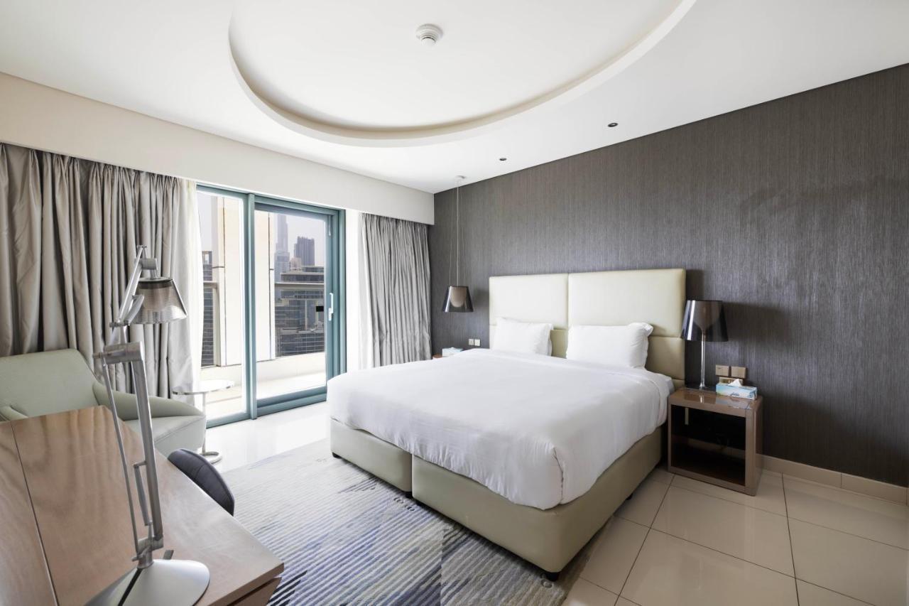 Paramount Towers - Elegant Apartemen Dubai