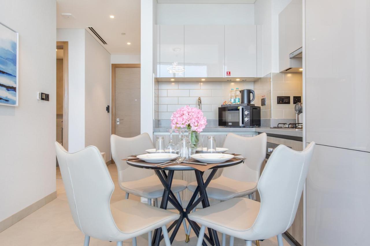 By Latinem Luxury 1br Holiday W2805 Near Burj Khalifa Dubai