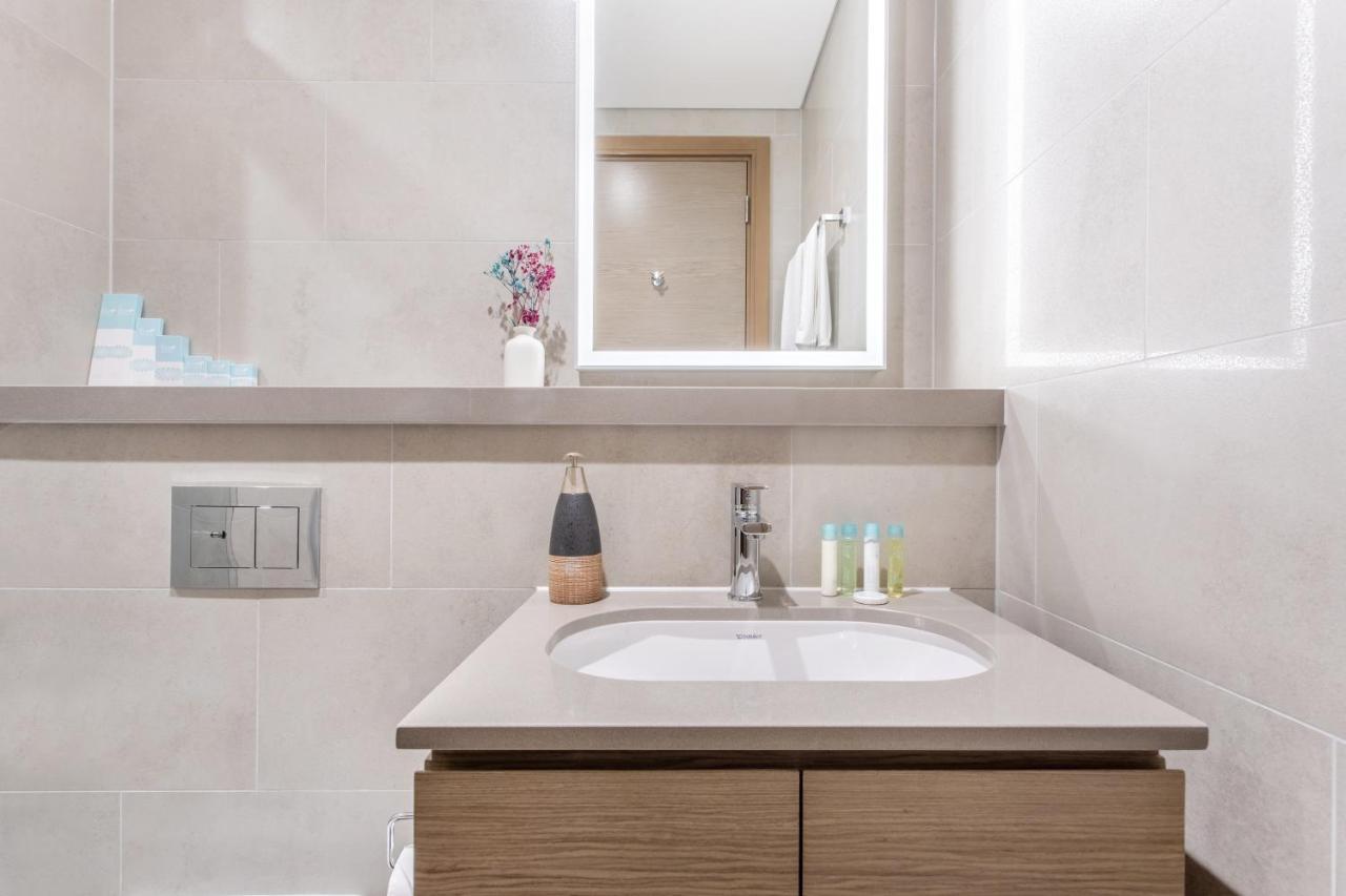 By Latinem Luxury 1br Holiday W2805 Near Burj Khalifa Apartamento Dubai