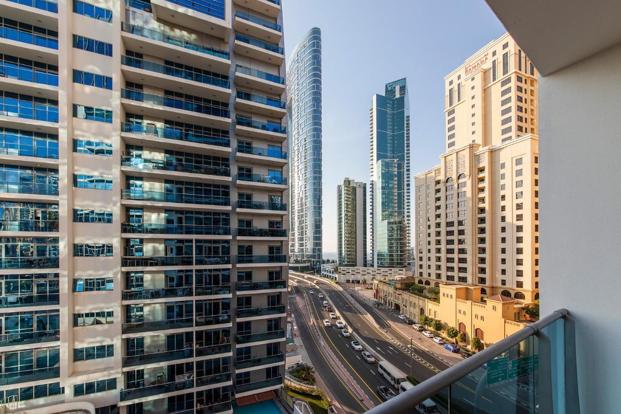 Smart 1br In Jewels Tower
