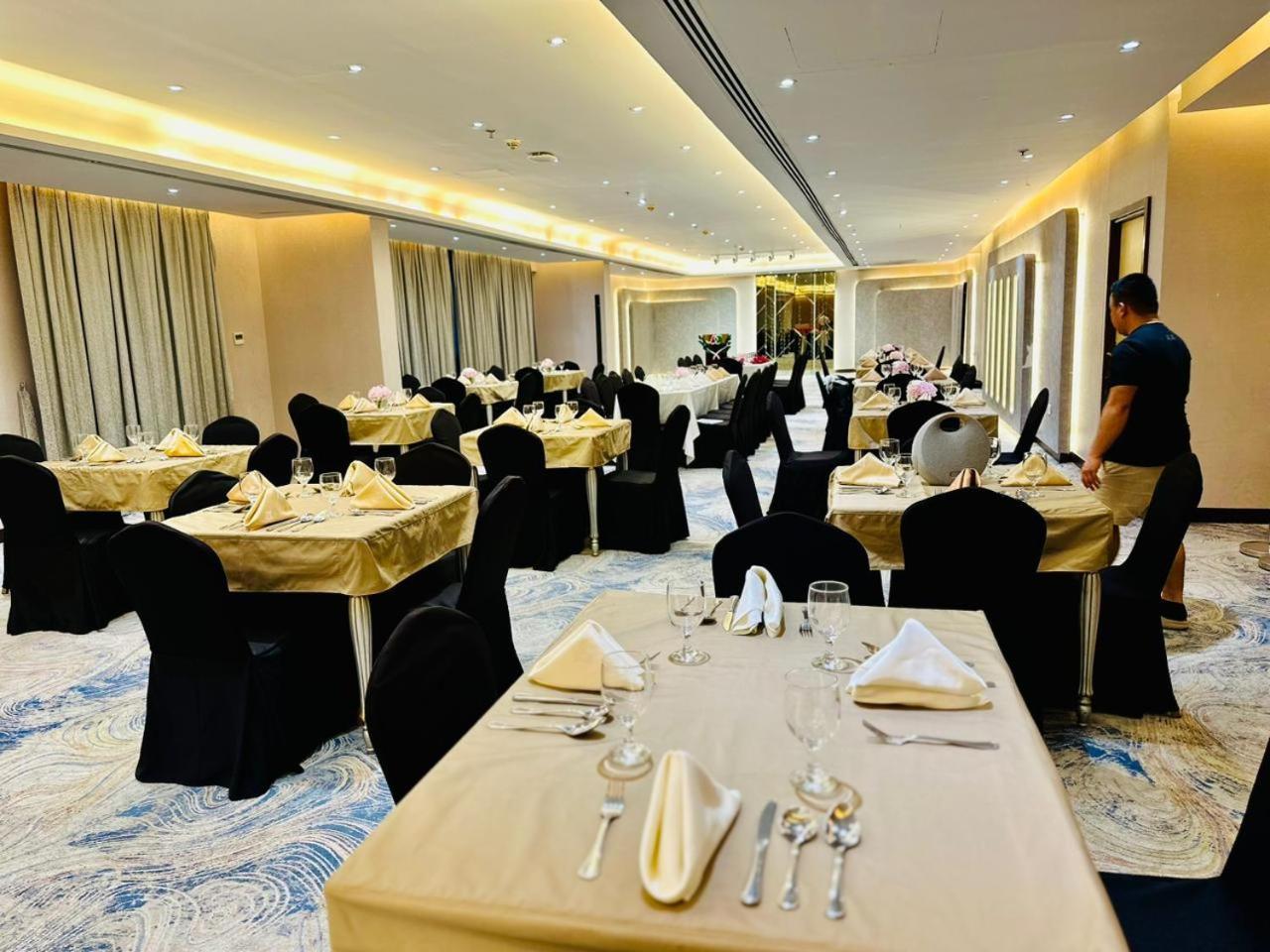 Wescott Plaza Llc Formerly West Zone Plaza Apts Lejlighedshotel 4*