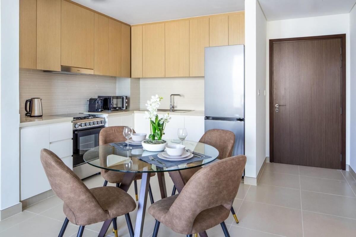 Silkhaus With Marina & Beach View 1bdr Near Bluewaters Island * Dubaï