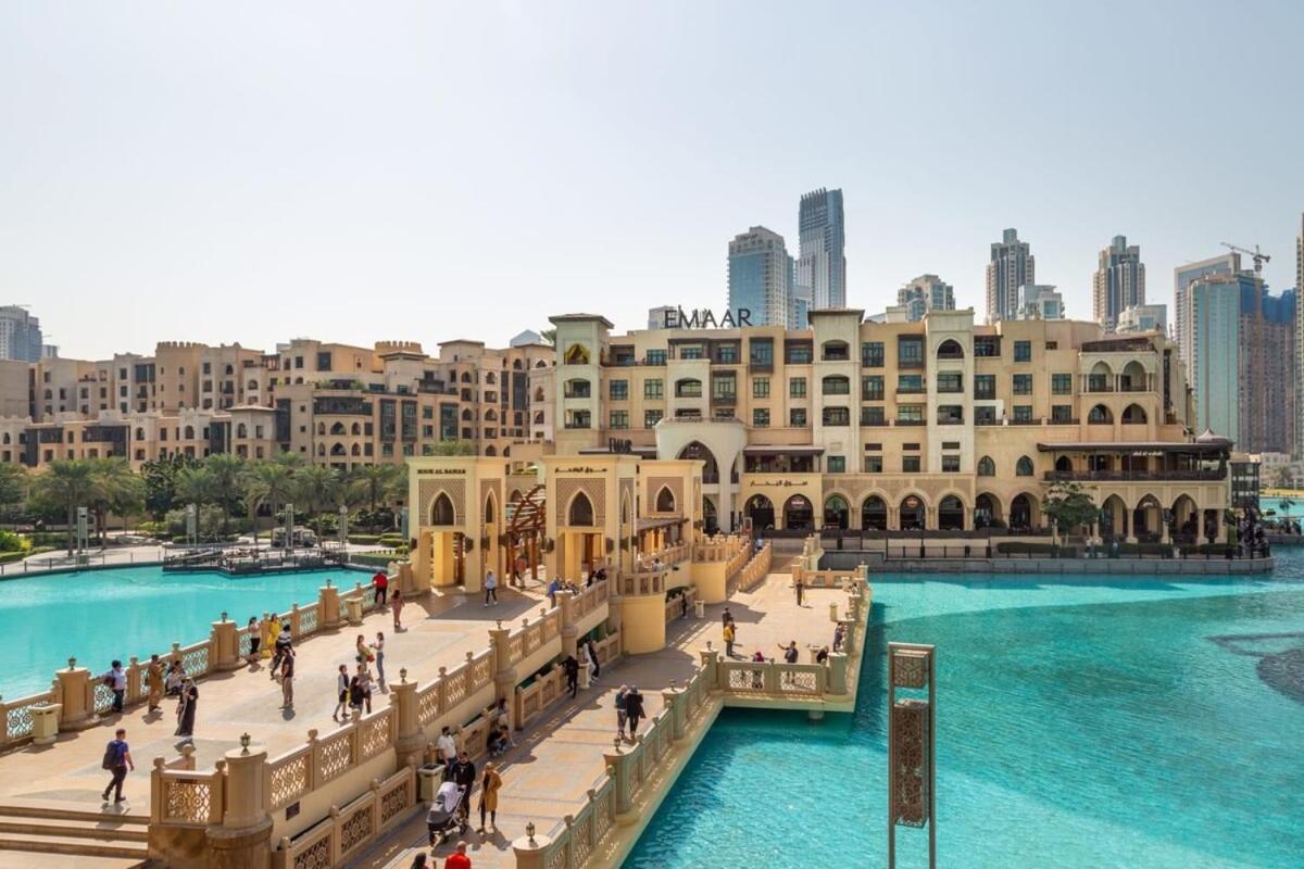 Frank Porter - Mon Reve Apartament Dubai