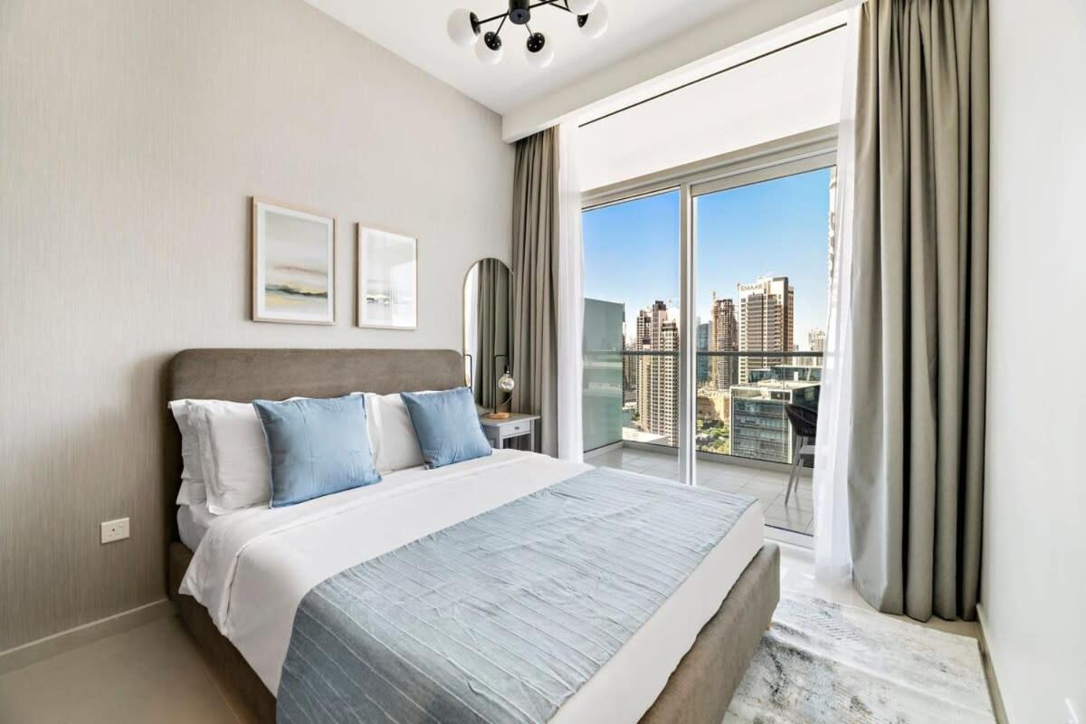 Silkhaus Burj Khalifa View Cozy Studio With Bedroom Dubái