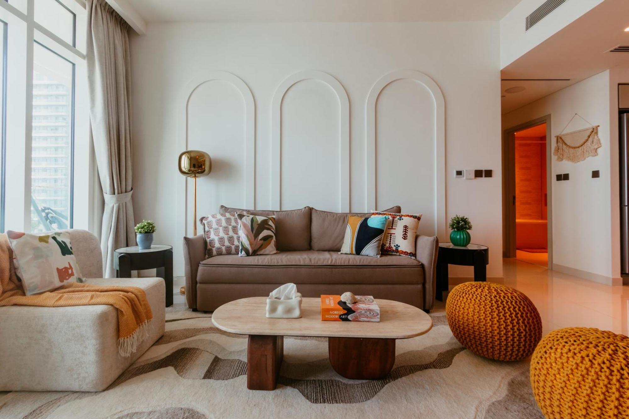 Apartment Oceanfront Escape: Stylish 1 Bedroom In Beachfront