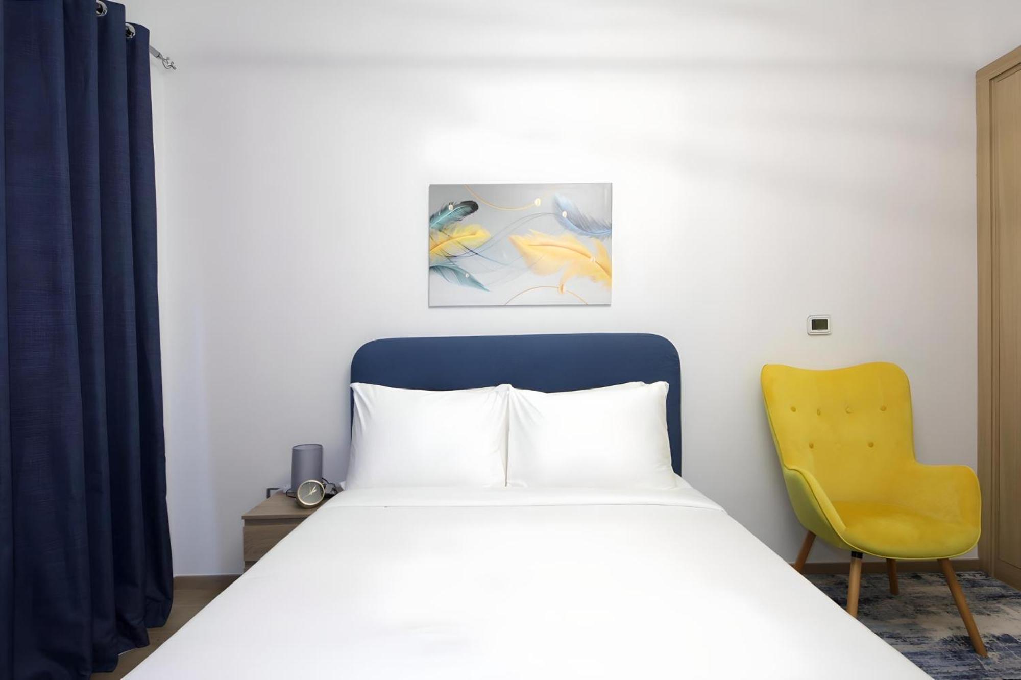 Aura Azizi By Golden Casa Apartment *