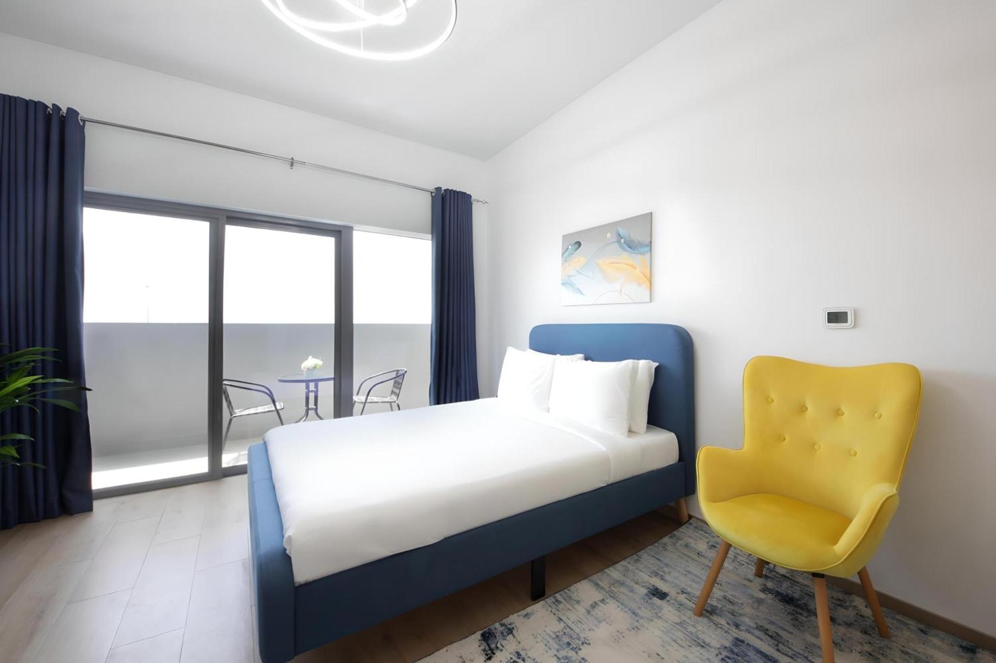 Apartment Aura Azizi By Golden Casa Dubai