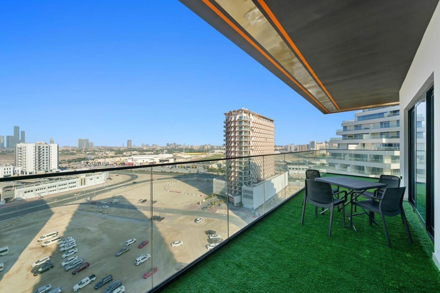 Apartamento Stunning 3 Bedroom In Binghatti Creek *