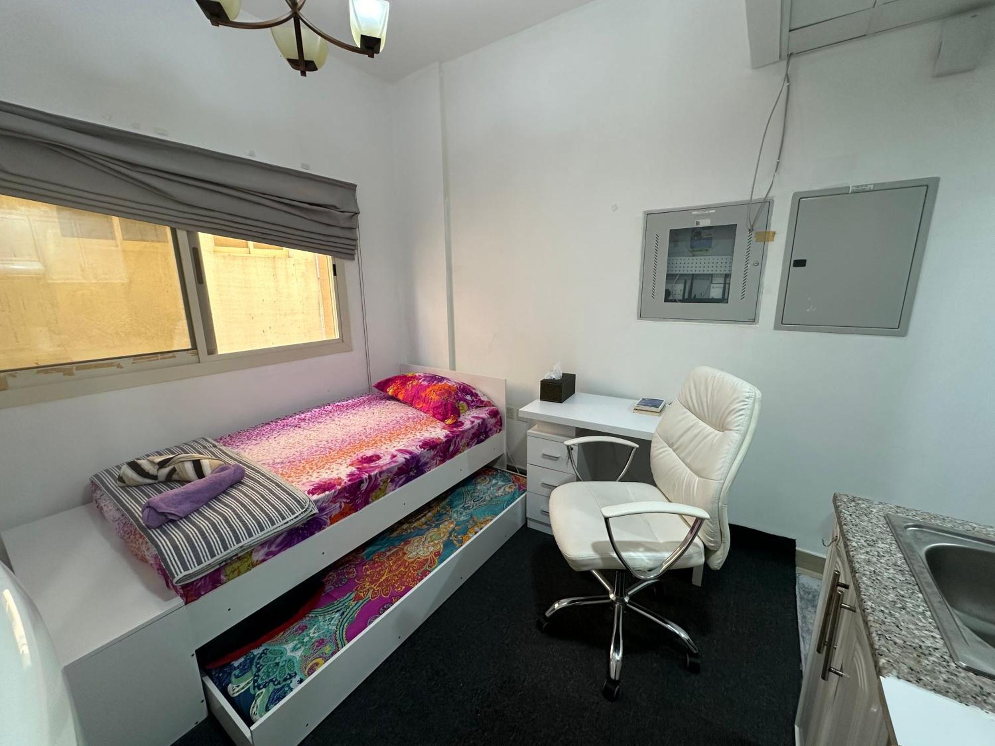 The Regal Residency Studio, 1 Minute Walking Distance From Gold Souk *