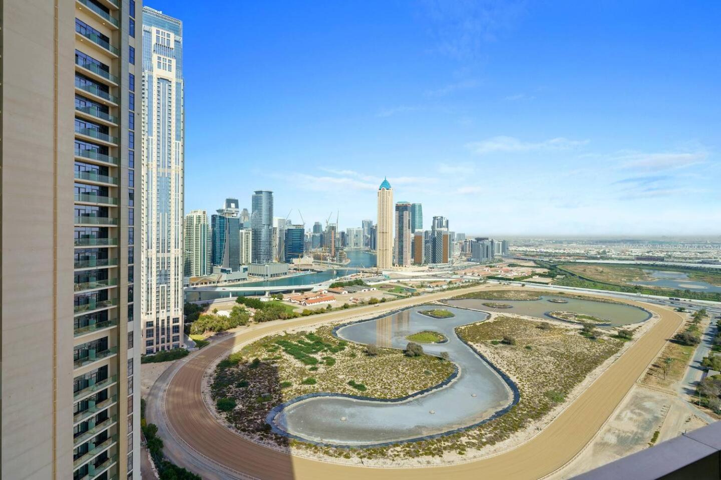 Appartement High-floor 2br In Aykon Spacious, Good View