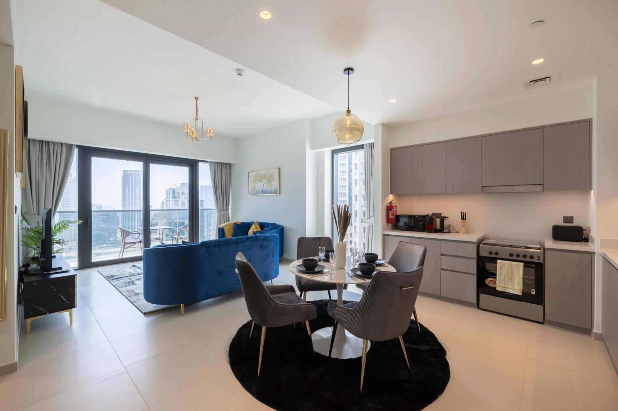 Luxury 2-br Apt With Burj View Apartamento *