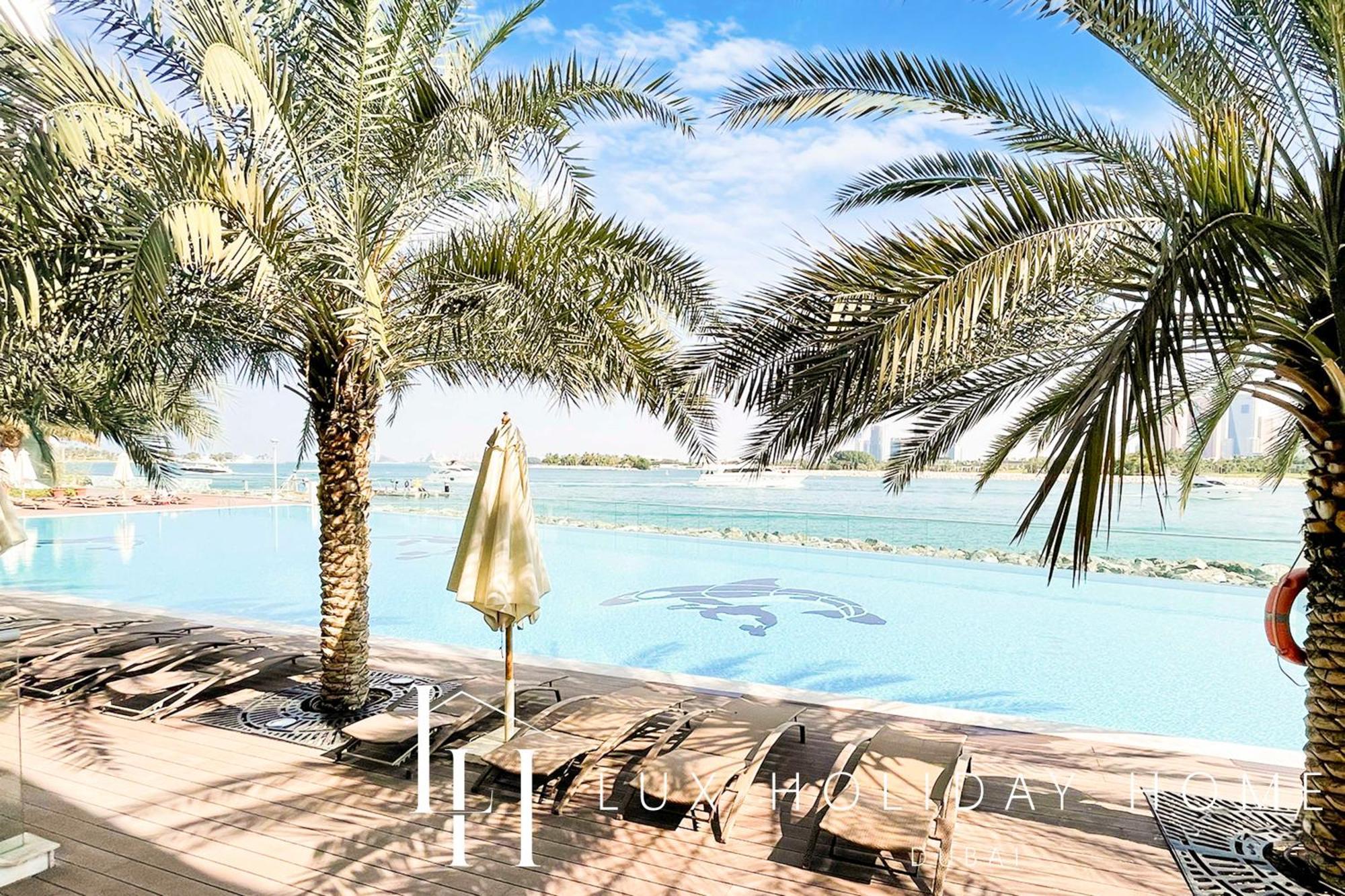 Lux Opulent Island Burj Khalifa View 7 Dubaï