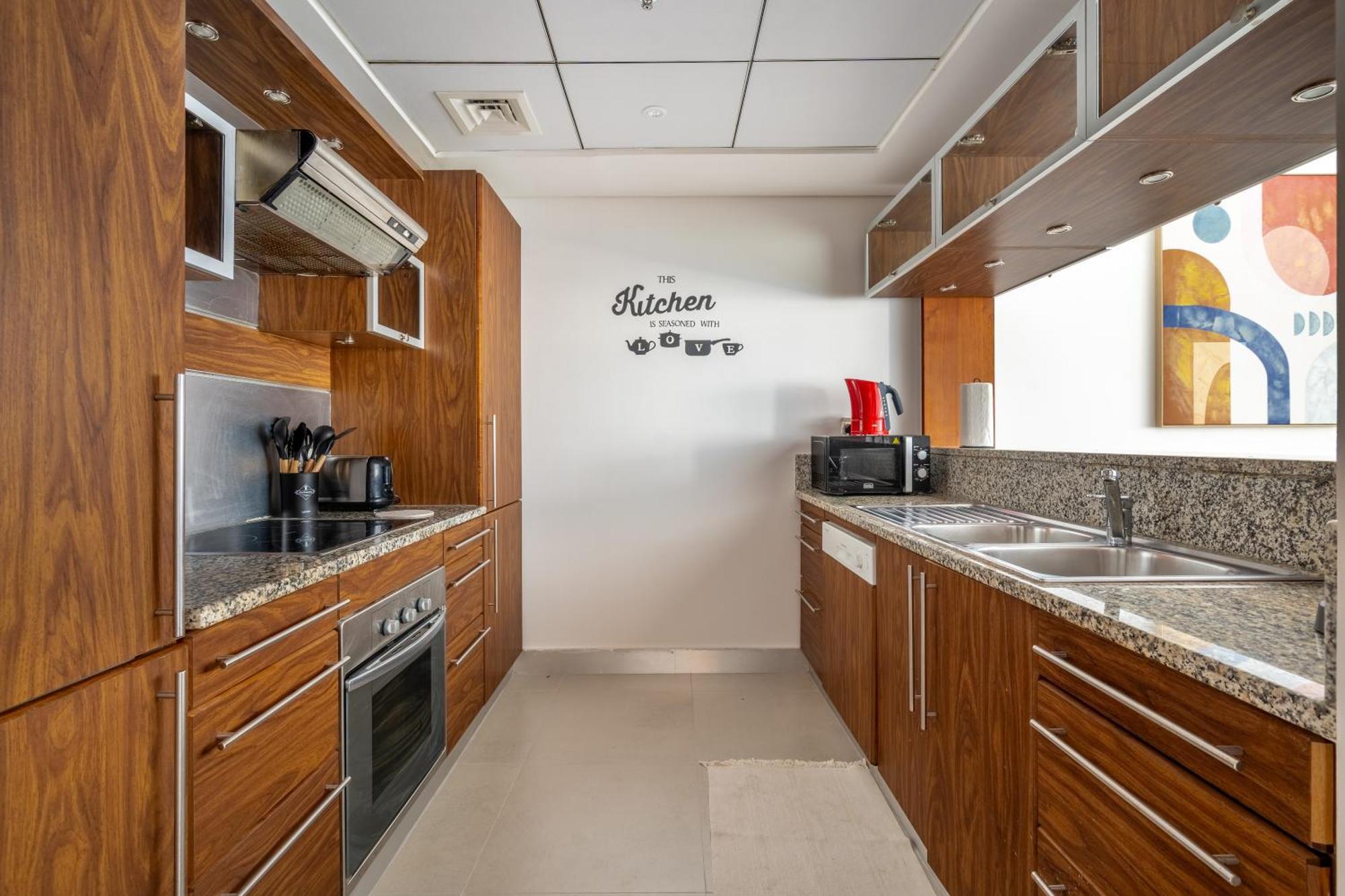 Apartamento Spacious & Luxurious 1br - Marina Views - 3mn Walk To Tram, Jbr & (adults Only) Dubái
