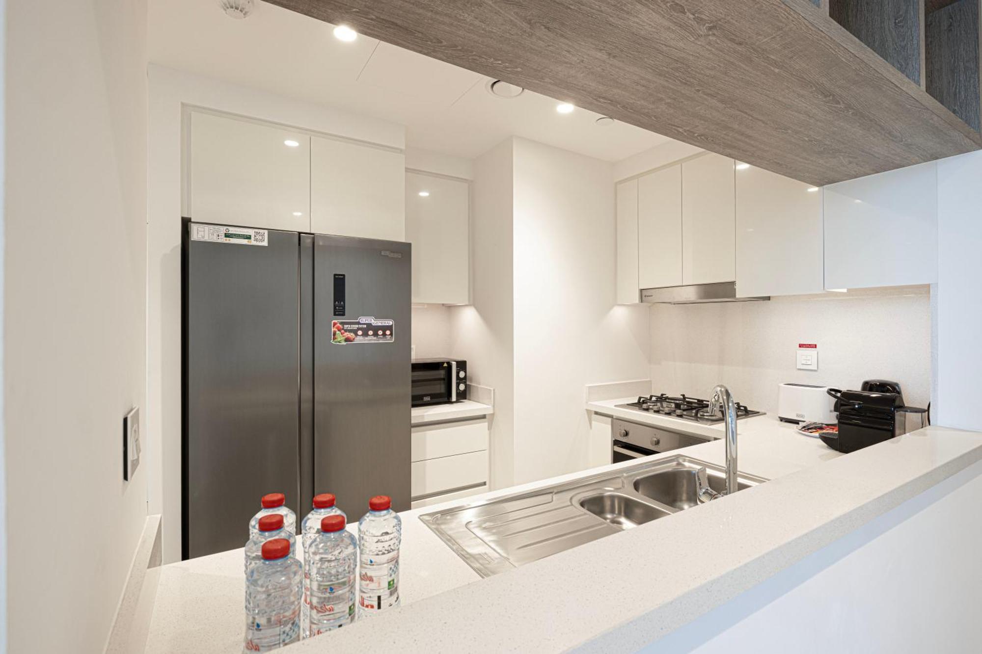 Burj Khalifa View, High Floor, Mall Access, Gym, Infinity-pool, Playground, Bbq, Family Friendly Appartement Dubai