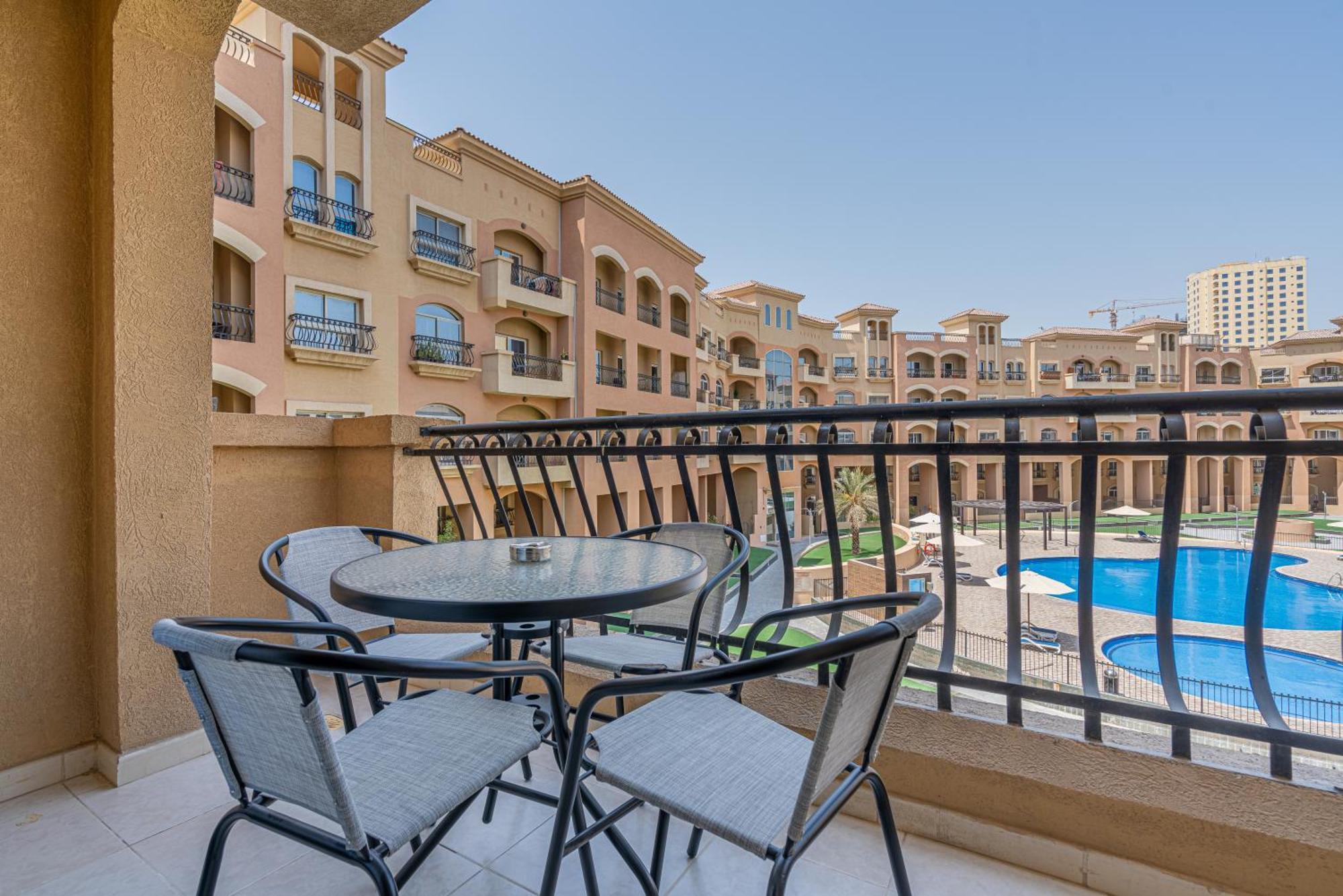 Stunning 1 Bedroom With Pool View In Jvc Dubai