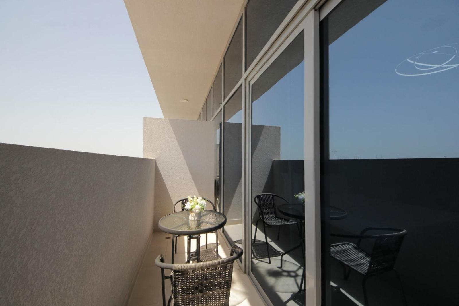 Aura Azizi By Golden Casa Apartment *
