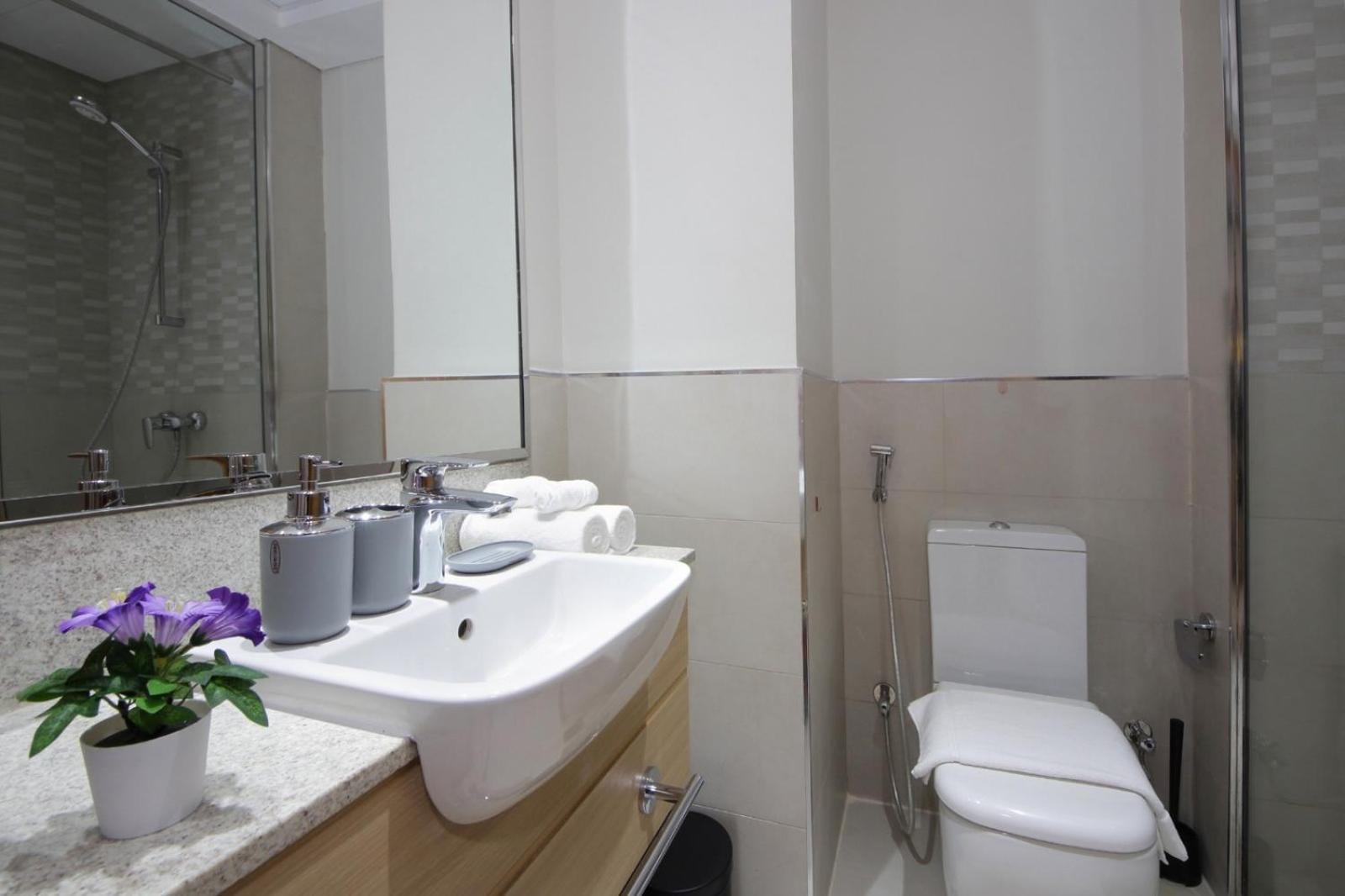 Apartment Aura Azizi By Golden Casa Dubai
