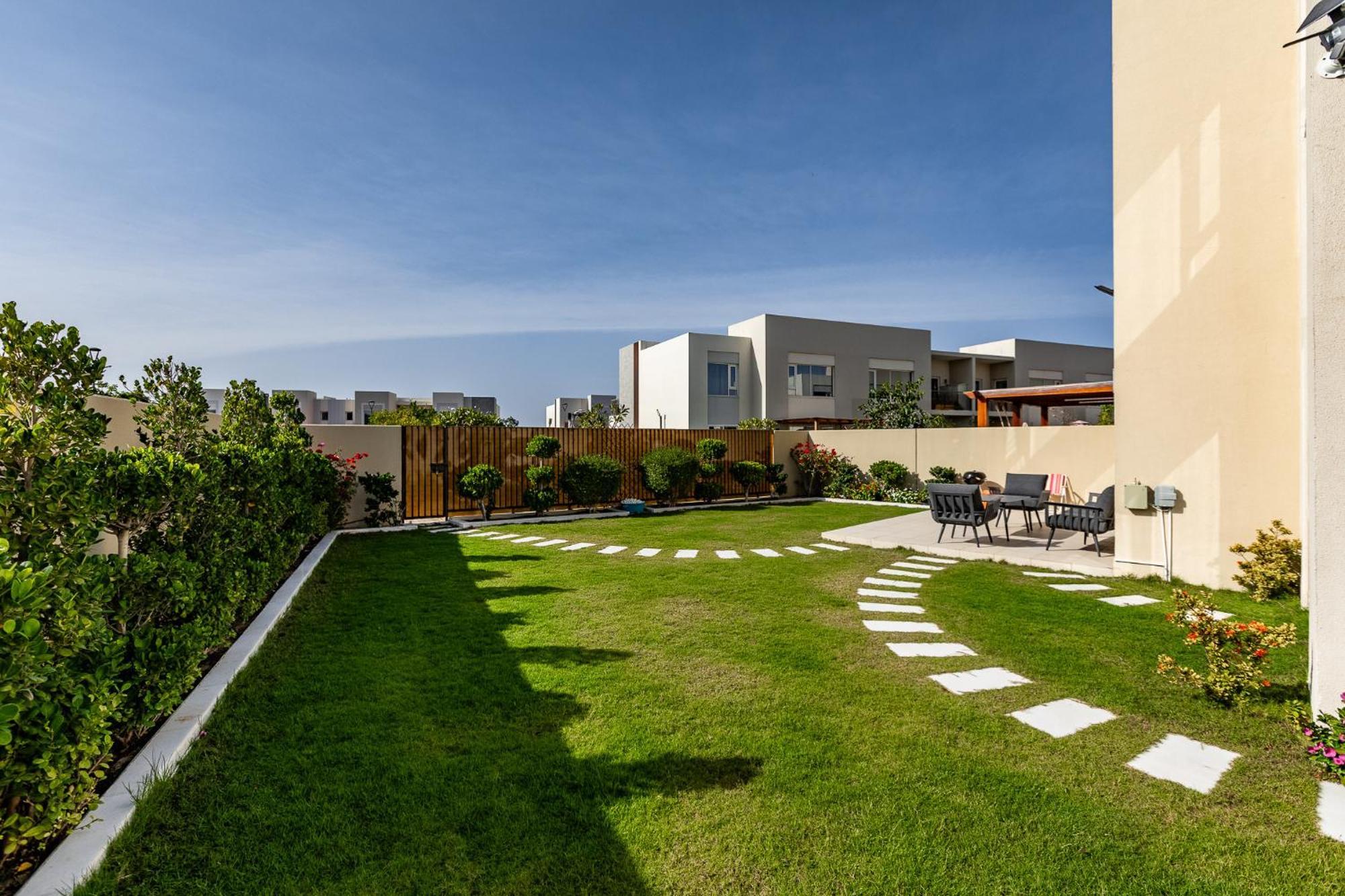 Urbana Iii Stacked House -dubai South Rumah liburan *