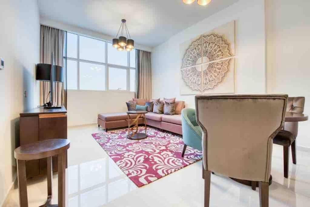 Apartamento Spacious 1 Bed With Pool & View *