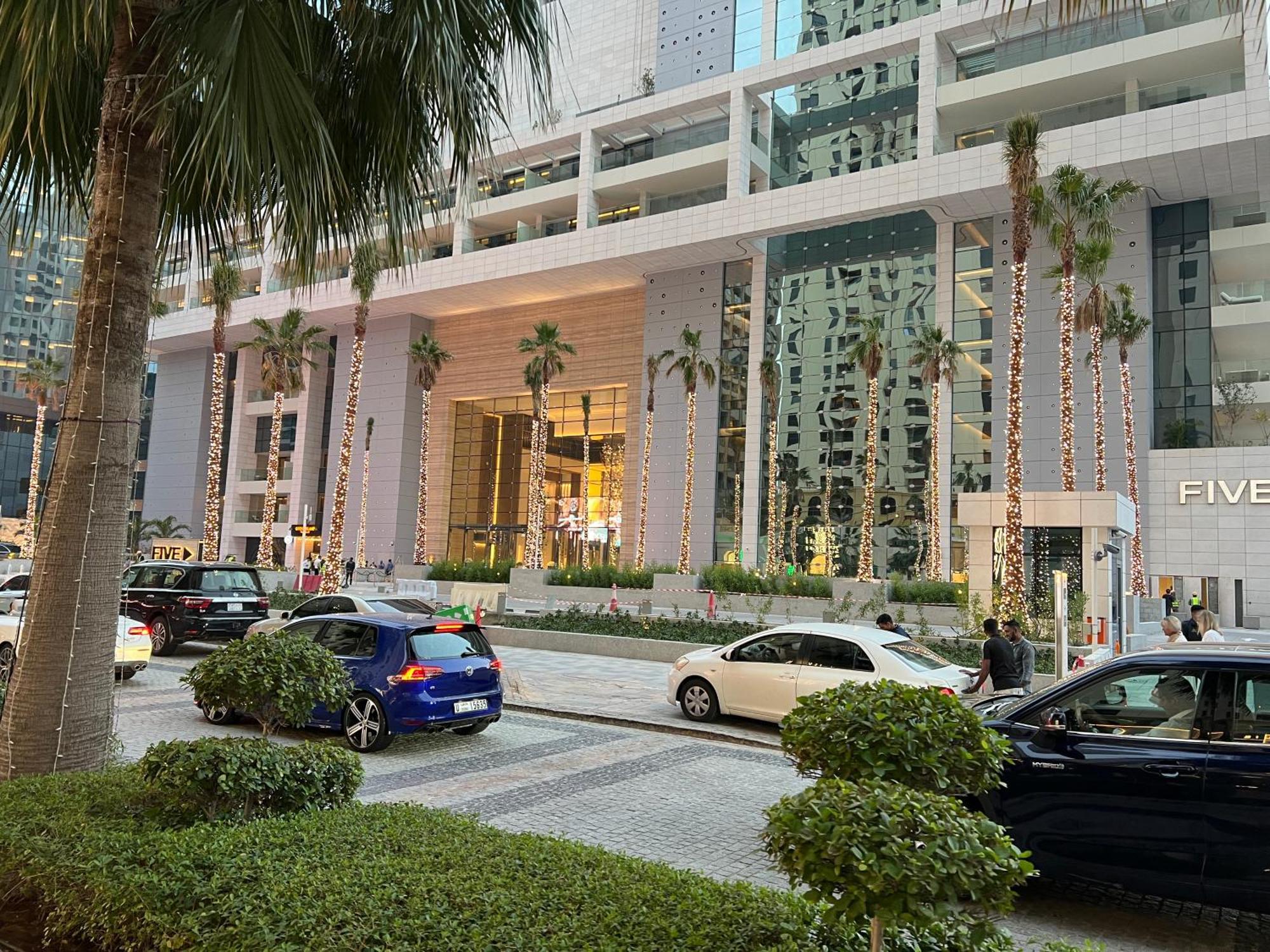 1 Bedroom Flat, Luxury Amenities, Near Jbr & Club With Free Parking In Jbr Apartamento *