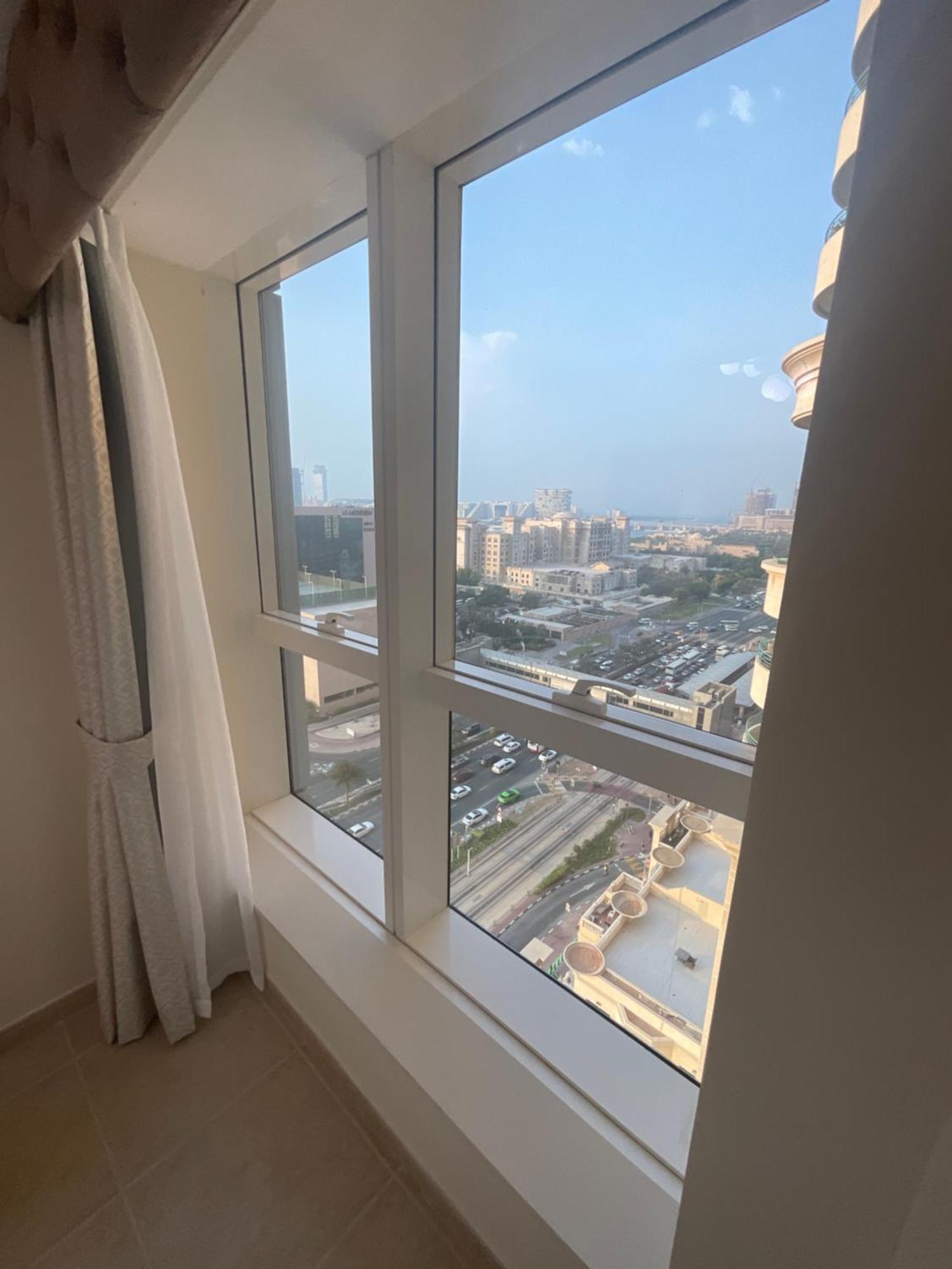 Ensuite In Coliving In Marina Dubái