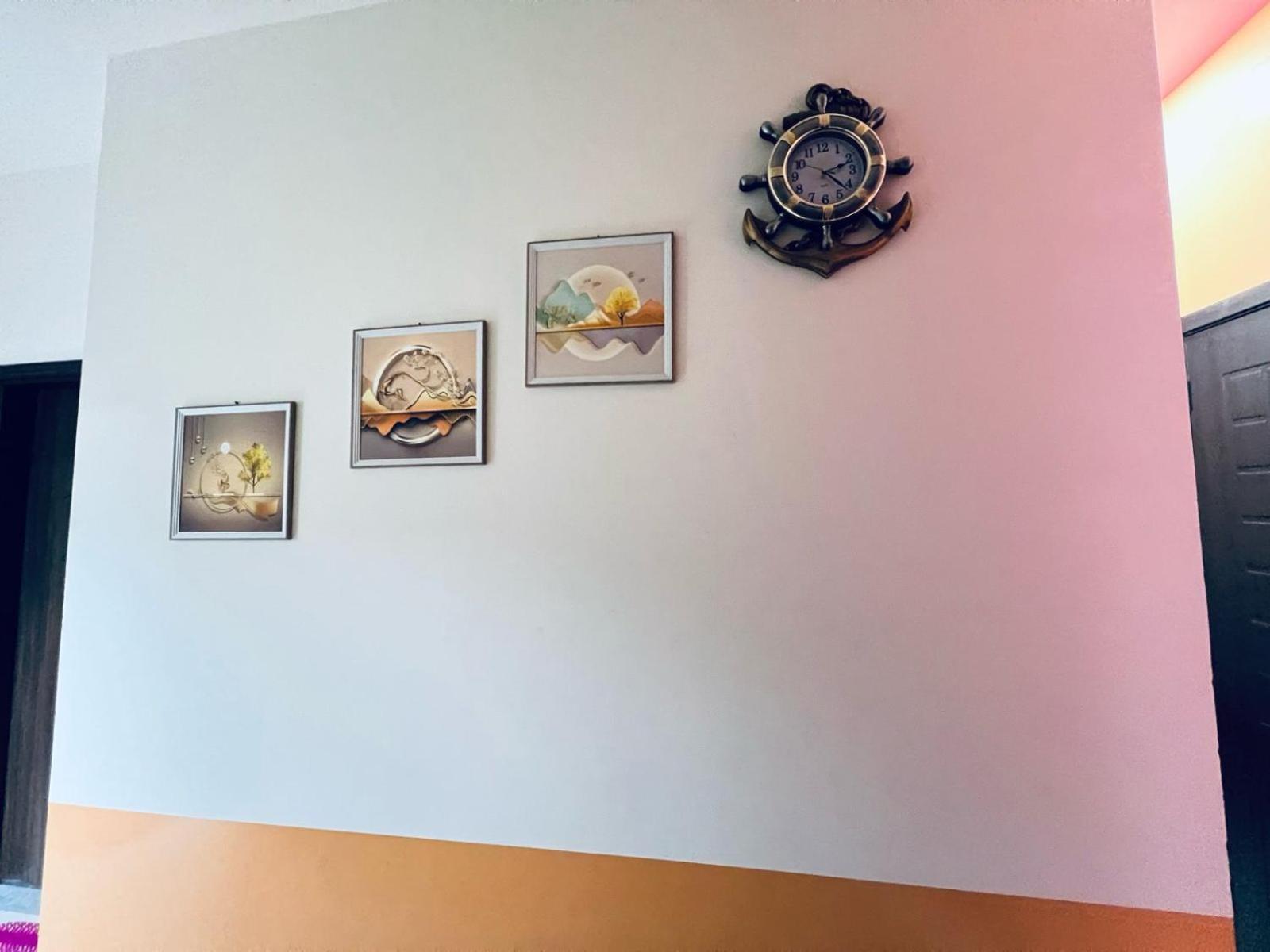 Moon Backpackers Burjman Exit 2, Family Partitions, Loft Partitions, Privatunterkunft Dubai