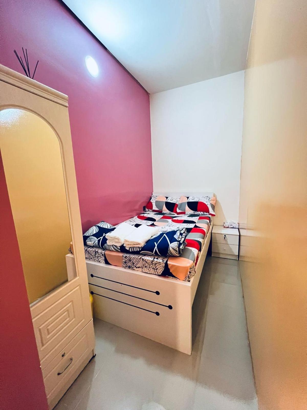 Privatunterkunft Moon Backpackers Burjman Exit 2, Family Partitions, Loft Partitions,